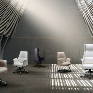 Comfortable Office Chair with Matching Visitor Seats