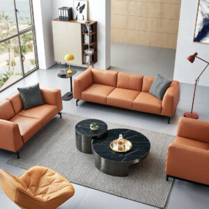 Sophisticated and Comfortable Traditional Matching Lounge Setting