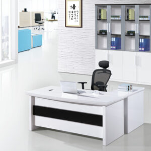 Modern Manager's Office Desk With Minimalist Design
