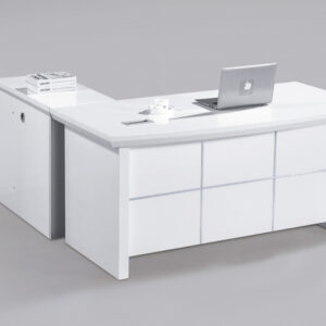 Modern Manager's Office Desk With Minimalist Design